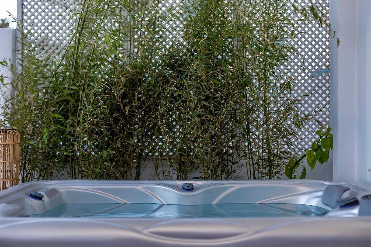 Divino Suites (Adults Only) Тира Экстерьер фото